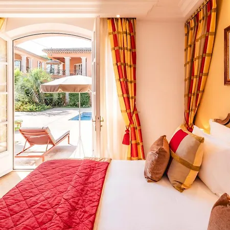 Domaine De L'astragale 5*